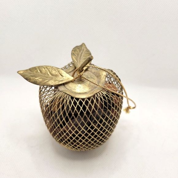 Vintage Gold Brass Apple Potpourri Ornament Natural Air Freshener - Picture 1 of 9